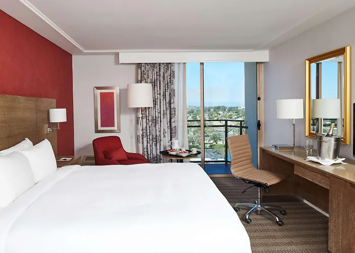 Doubletree By Hilton Torrance - South Bay